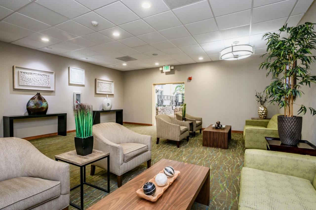 מלון Wyndham Garden Fresno Yosemite Airport מראה חיצוני תמונה